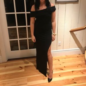 Windsor Black Gown